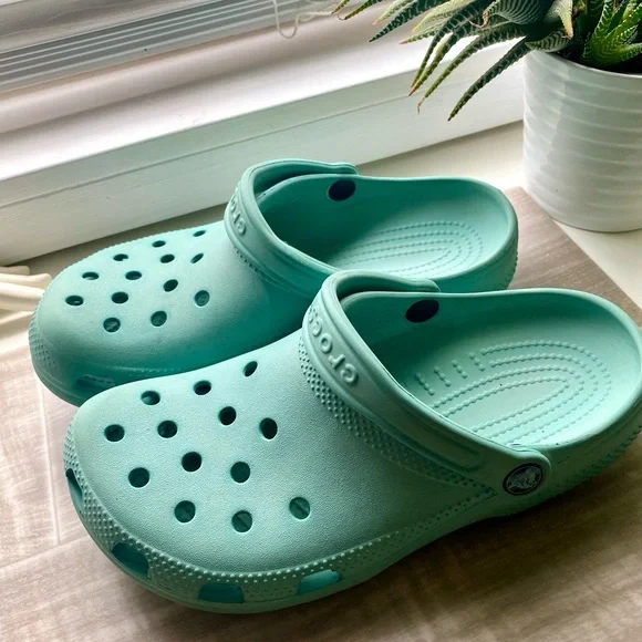 Crocs teal - Picture 2 of 4
